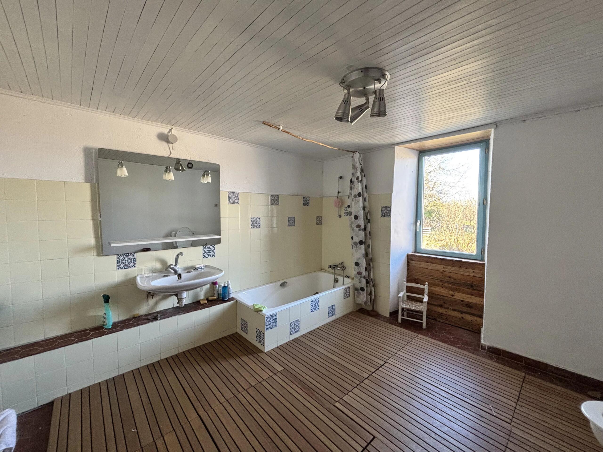 Small farmhouse in an isolated hamlet near Montaigu-de-Quercy, Midi-Pyrénées – France – BVI84256