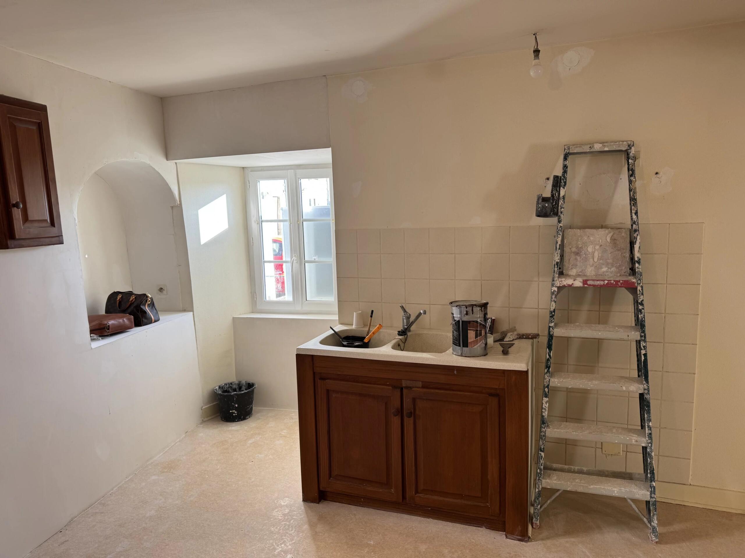 2 Bedroom Town House, Aquitaine – France – BVI84003