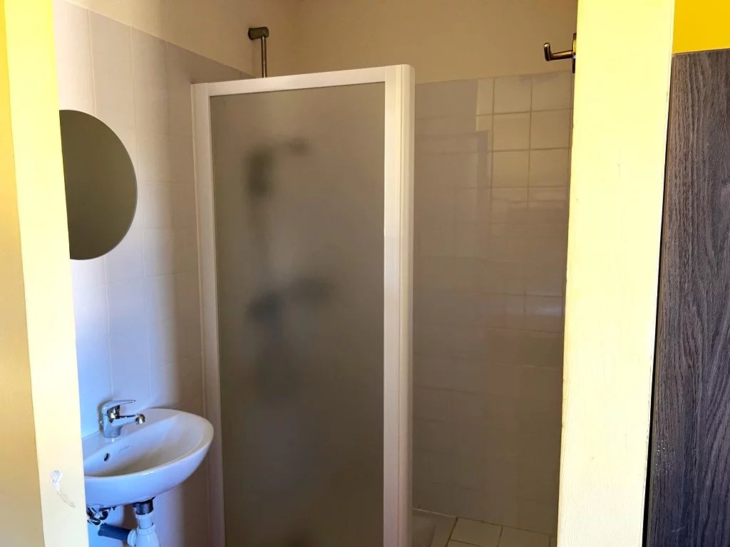 3 bedroomed home on a private co-ownership, close to Lacapelle-Marival, Midi-Pyrénées – France – BVI82106