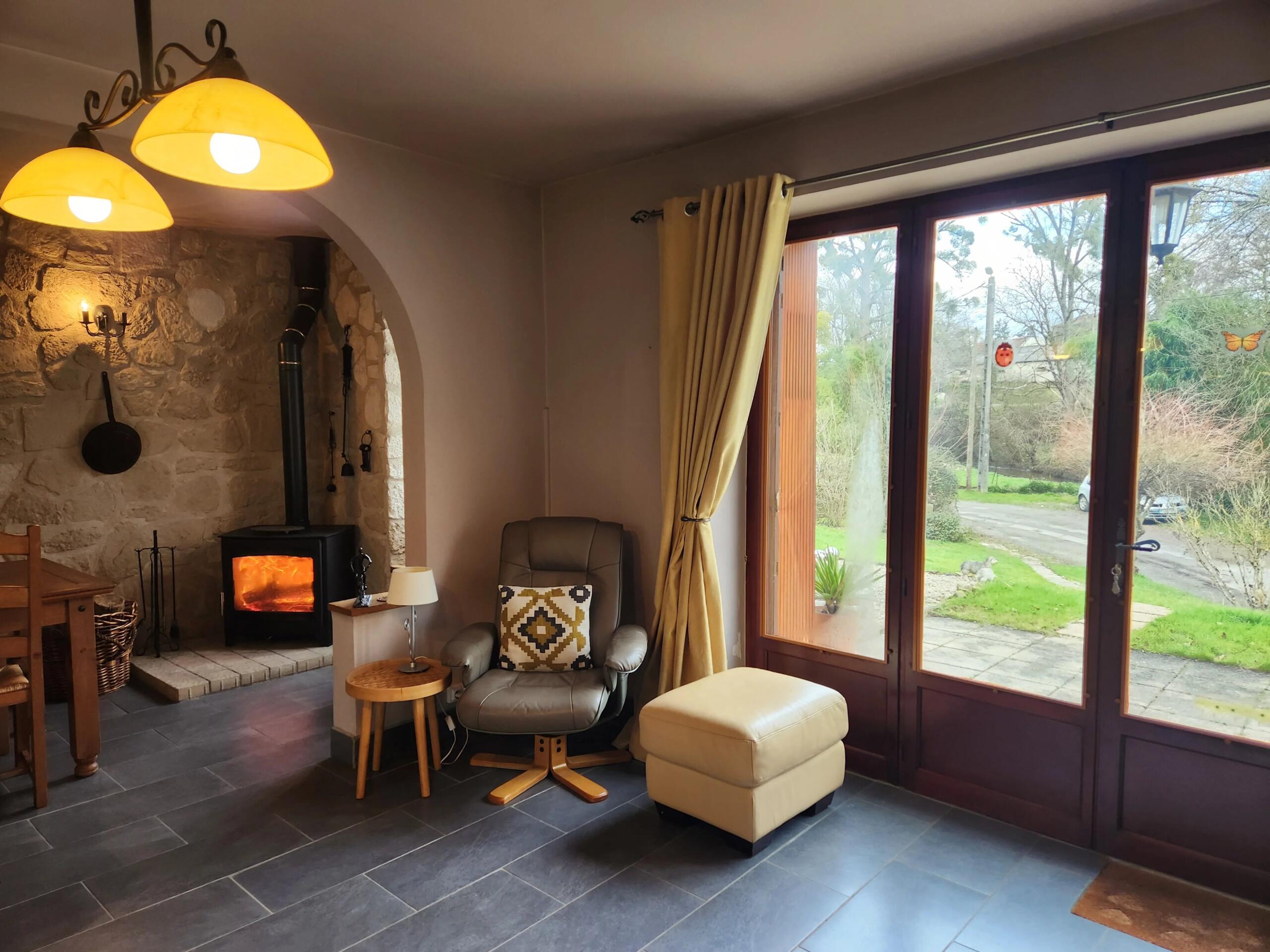 Charming house next to a river, Limousin – France – BVI83840