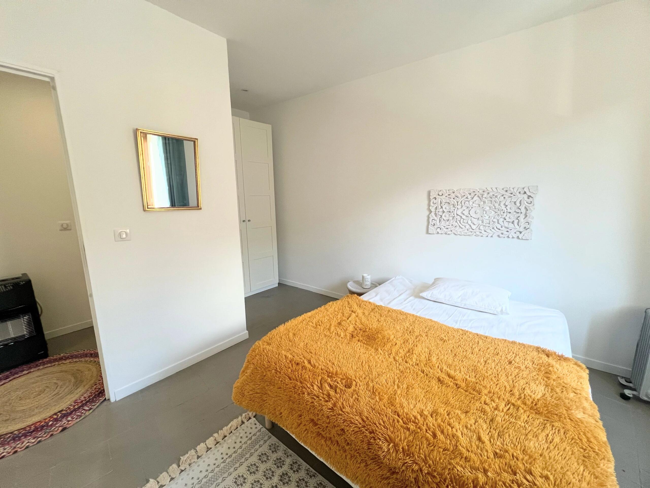 Renovated Townhouse in Picturesque Village with River Views, Languedoc-Roussillon – France – BVI84156