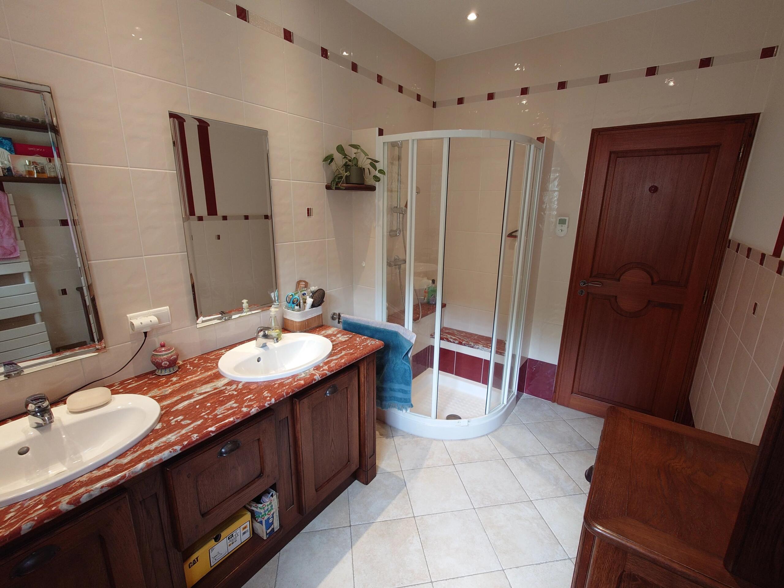 Spacious family home with gorgeous view, Aquitaine – France – BVI84307