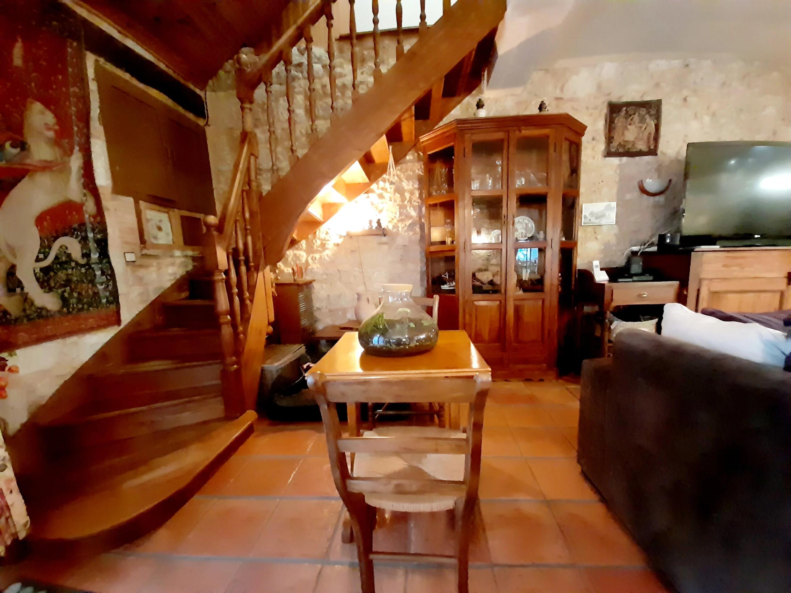 Spacious Stone  Authentic Home in lovely village, Aquitaine – France – BVI80565