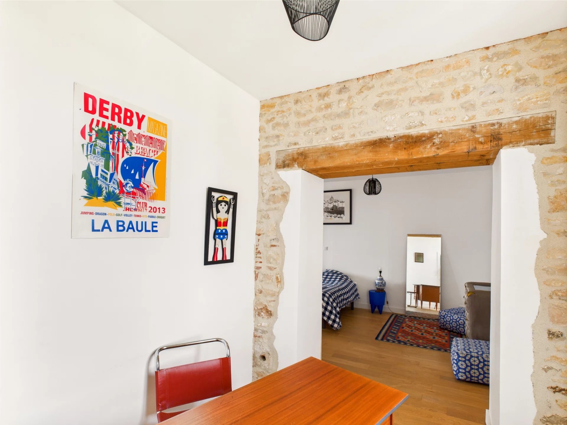 9 Bedroom detached townhouse with swimming pool, Poitou-Charentes – France – BVI80697