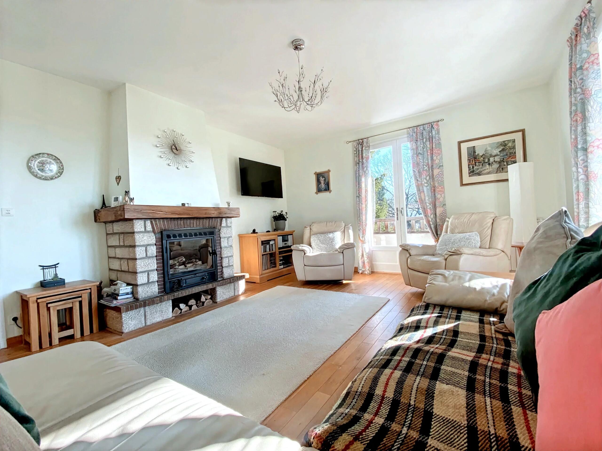 Charming Detached Home Near Monflanquin, Aquitaine – France – BVI78582