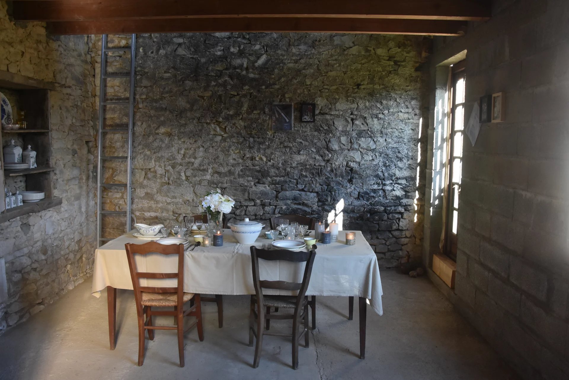 The former home of the Farrier – a renovation project, Poitou-Charentes – France – BVI77630
