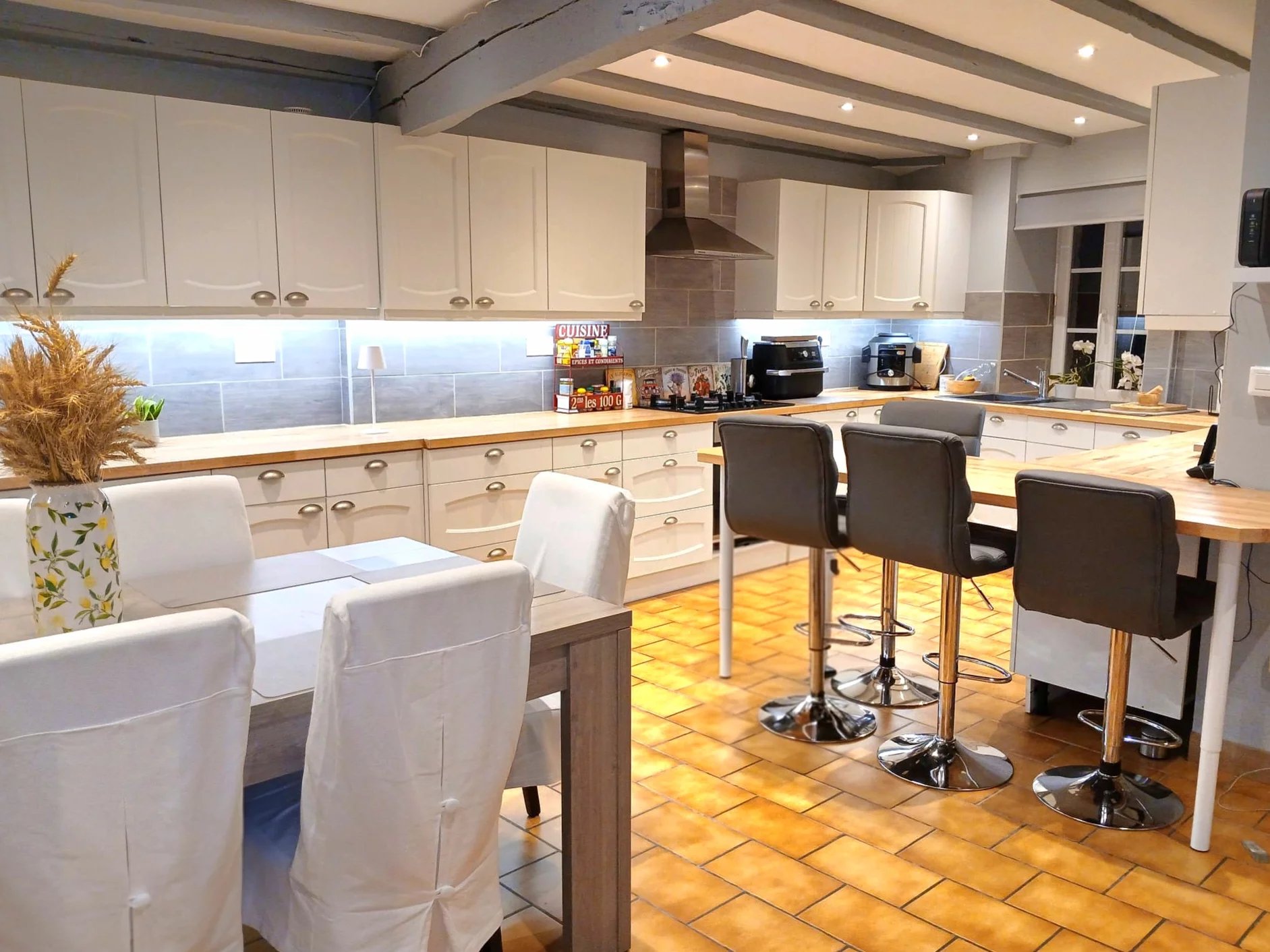 Fully renovated stone village house  with 3 bedrooms, Aquitaine – France – BVI84381