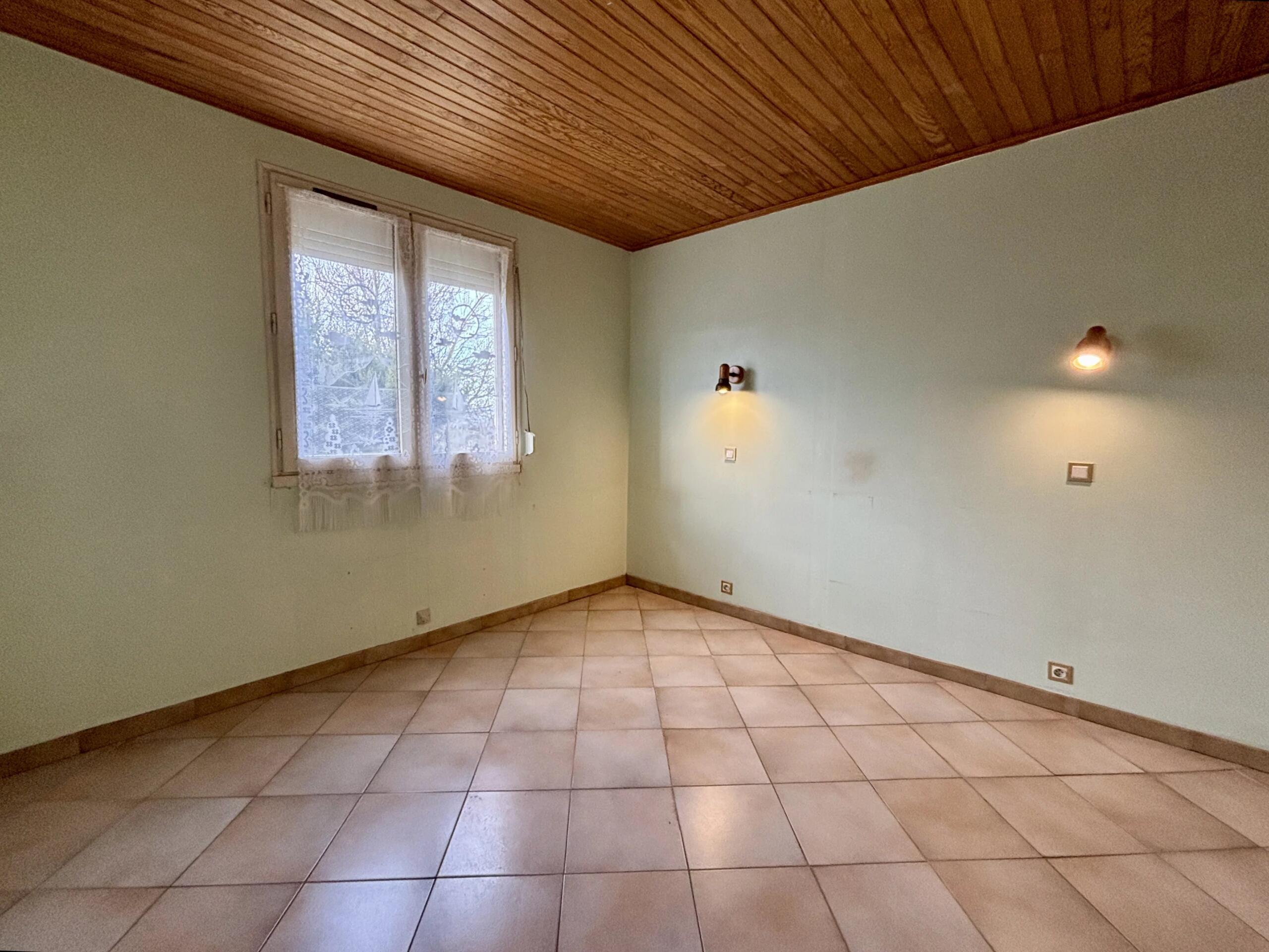 Charming village house on 5000 m2 in quiet setting, Languedoc-Roussillon – France – BVI84400