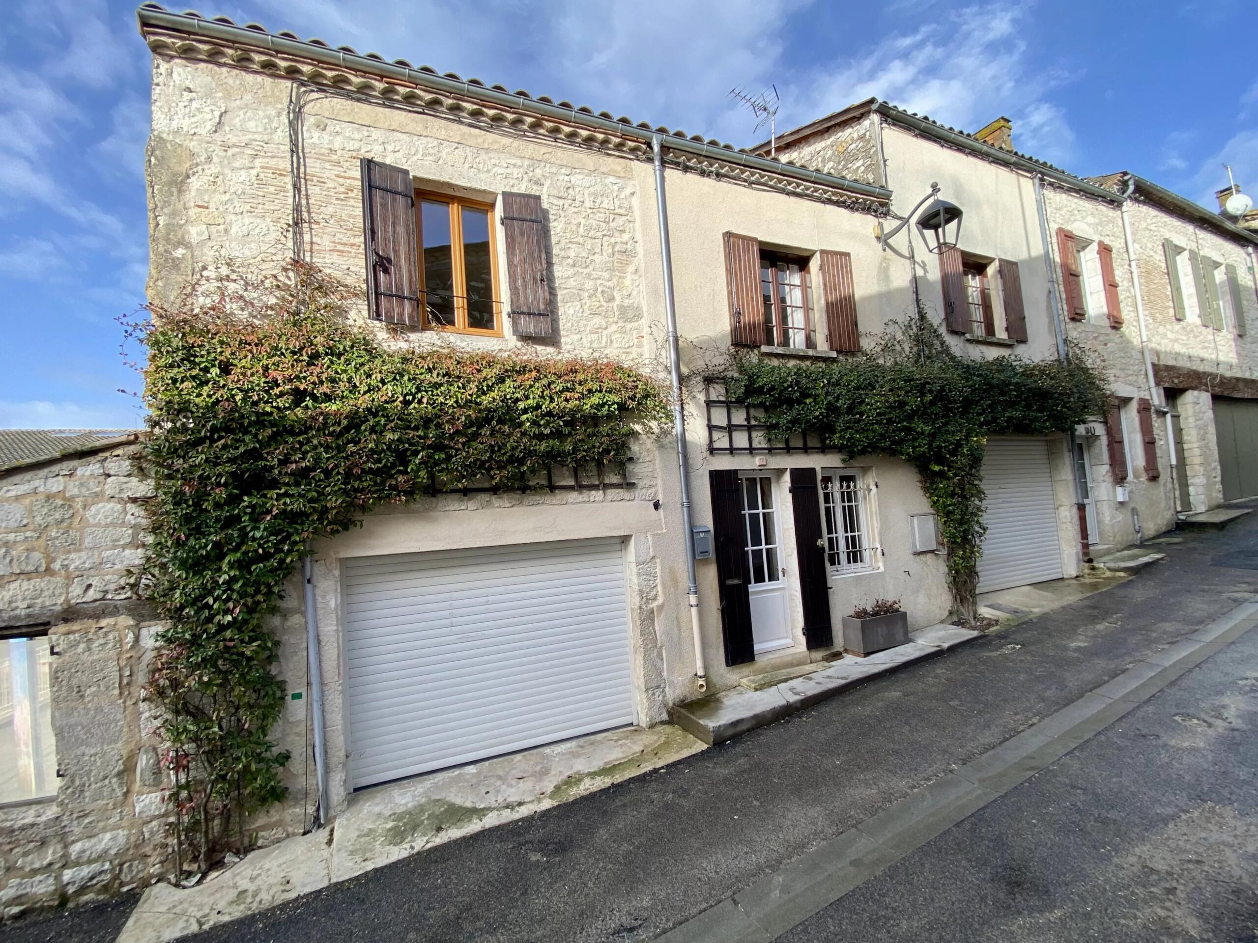 Beautiful village house with rooftop terrace and indoor pool, Aquitaine – France – BVI84317