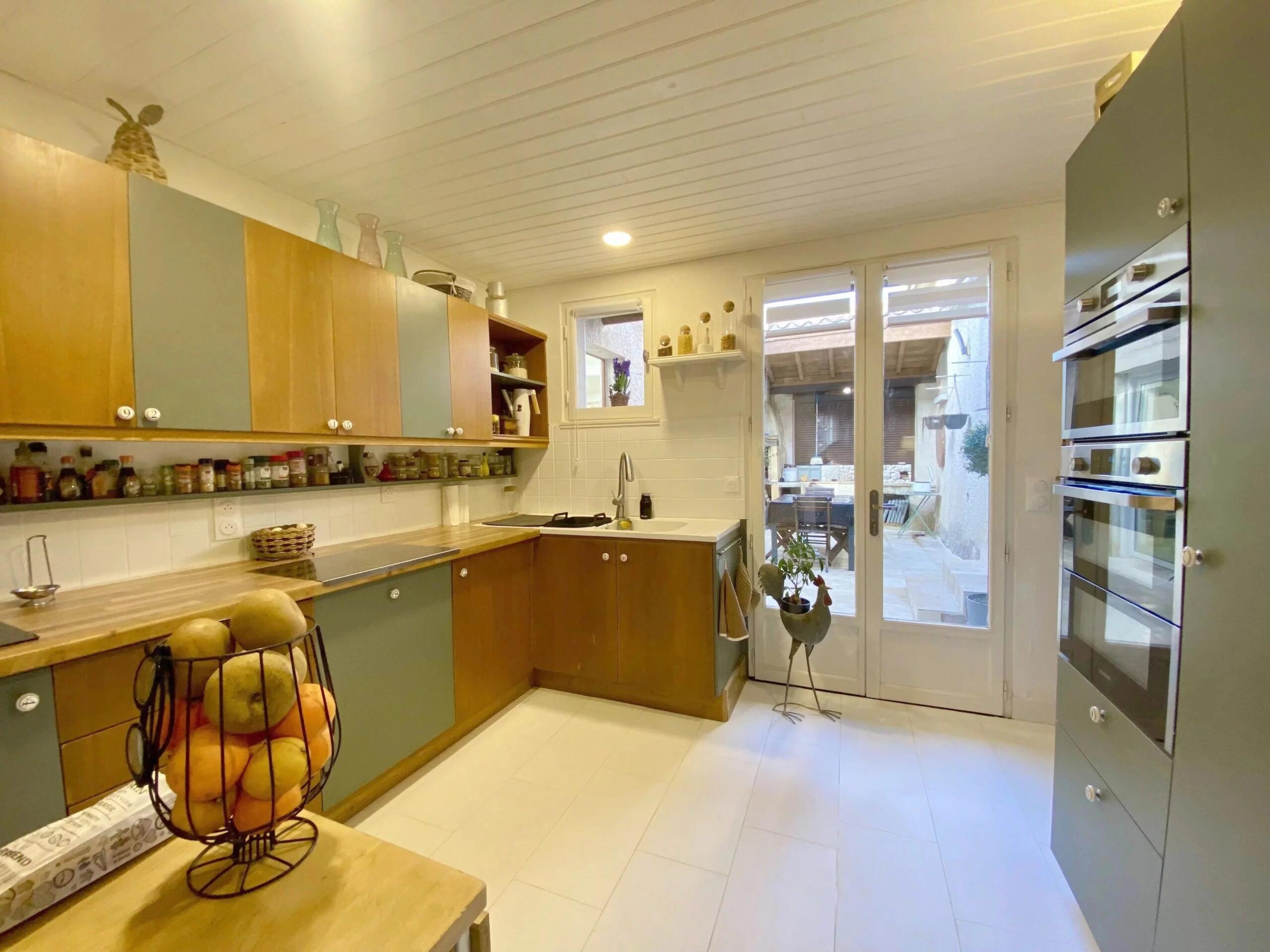 Beautiful village house with rooftop terrace and indoor pool, Aquitaine – France – BVI84317