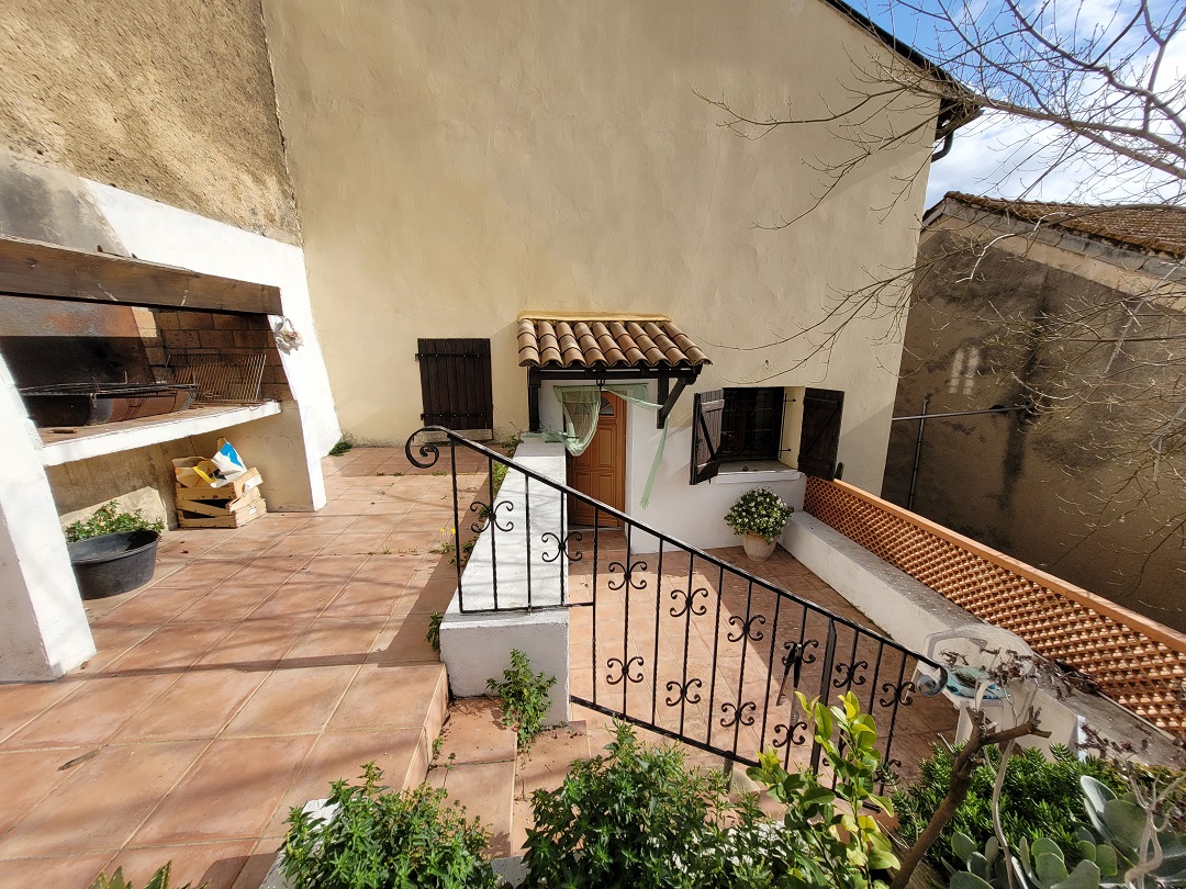 3 bedroom House in Pezenas, Herault, France – 10765-80220