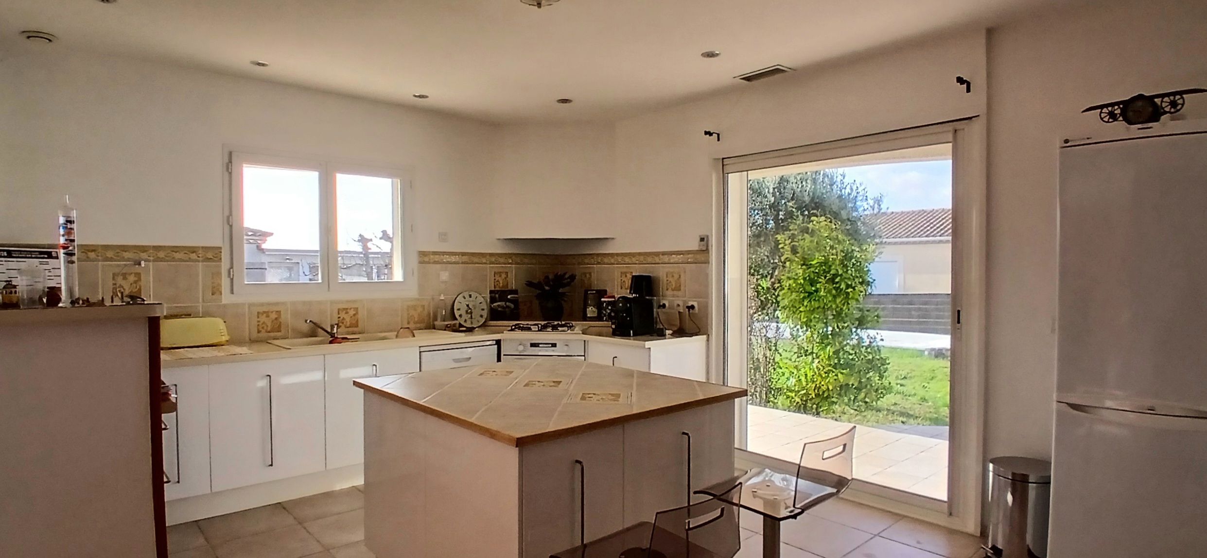 3 bedroom Detached House in Puimisson, Herault, France – sp308000e