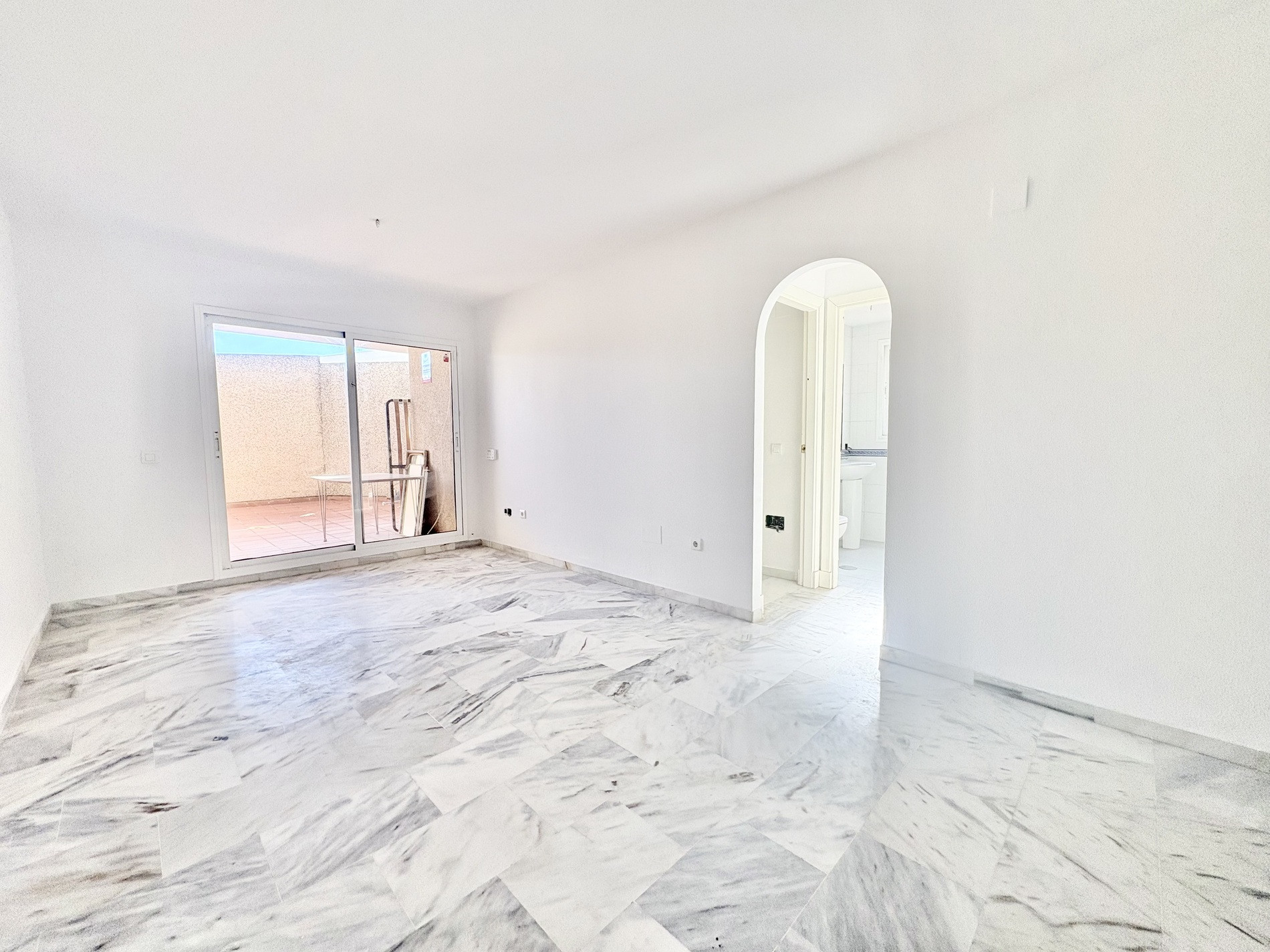 2 bedroom Apartment in Mijas Costa, Malaga, Spain – 428-05255E