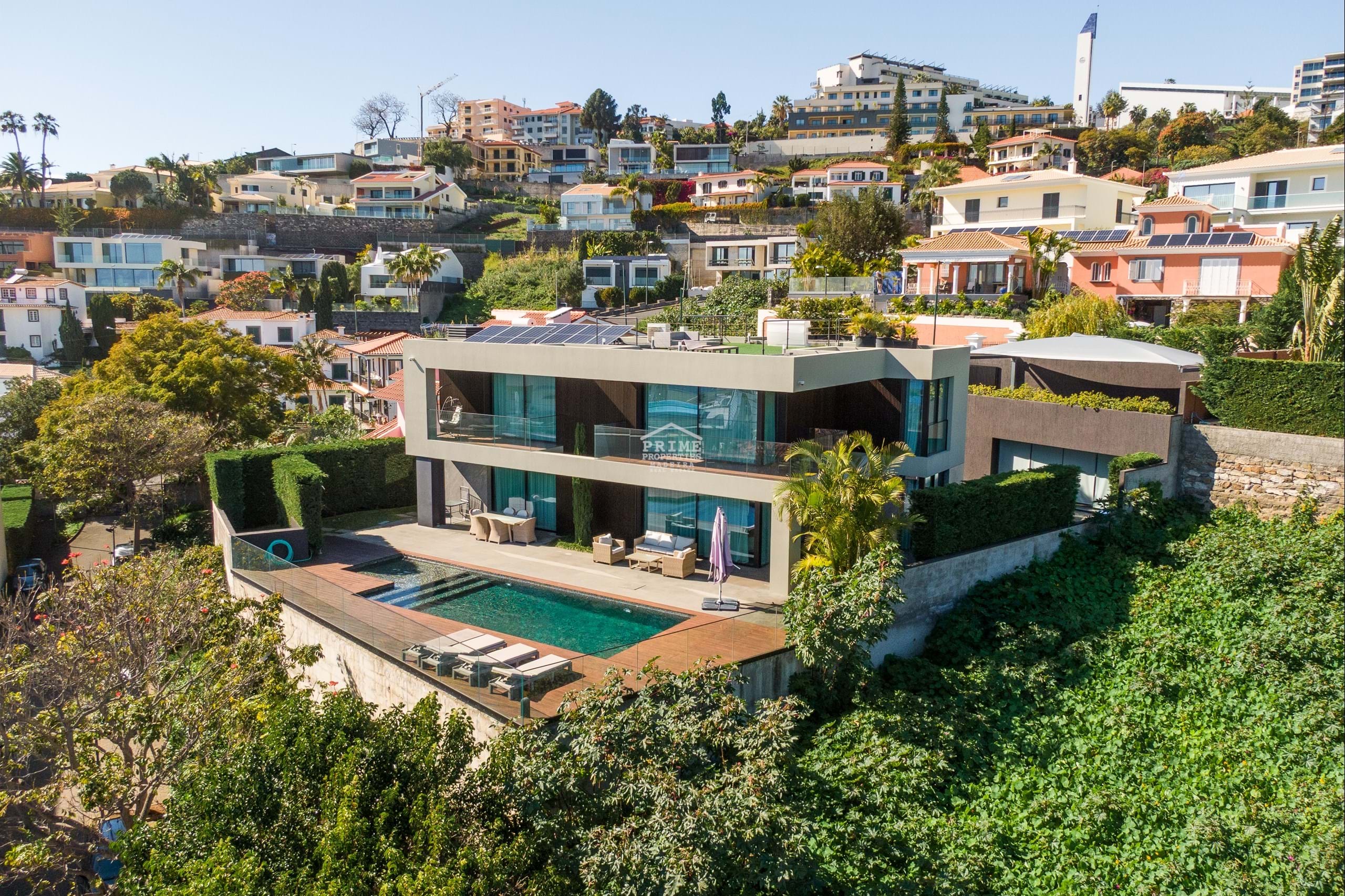 4 bedroom Villa in São Martinho, Ilha Da Madeira, Portugal – #1469