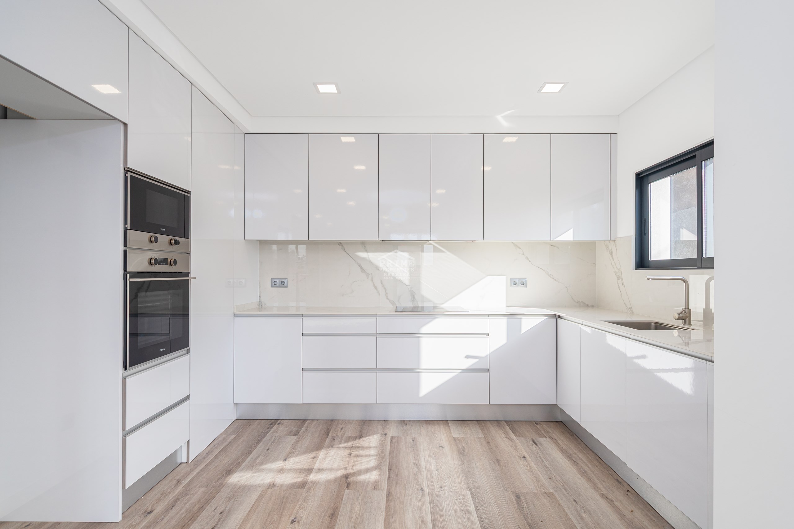 3 bedroom Villa in Funchal (Santa Luzia), Ilha Da Madeira, Portugal – #1470