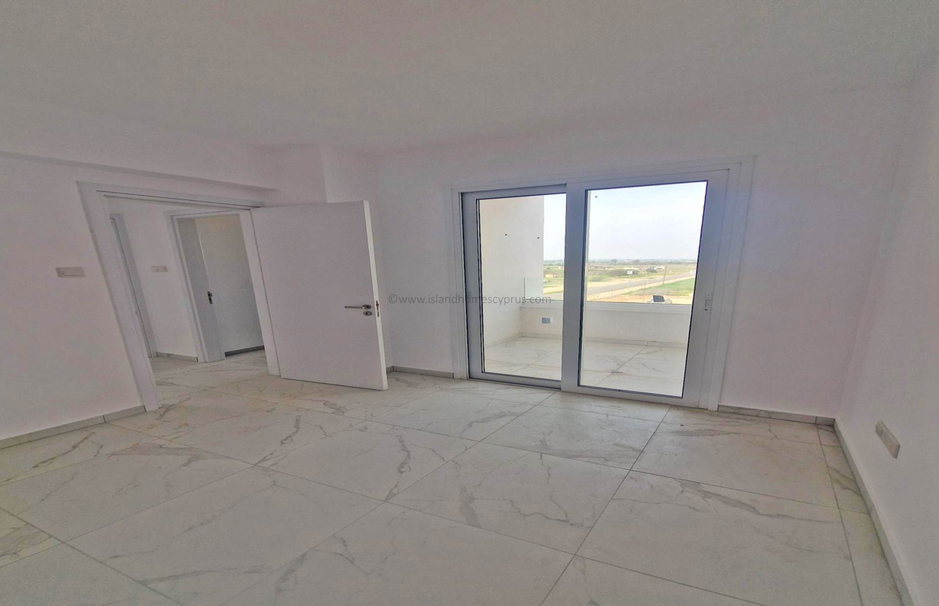 2 bedroom Apartment in Frenaros, Famagusta, Cyprus – FlF107dp