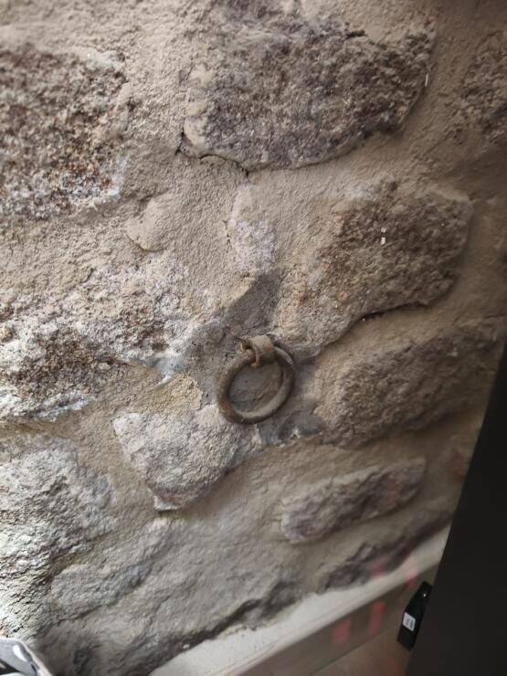 A rare opportunity to acquire a substantial home with a gîte and a range of outbuildings.