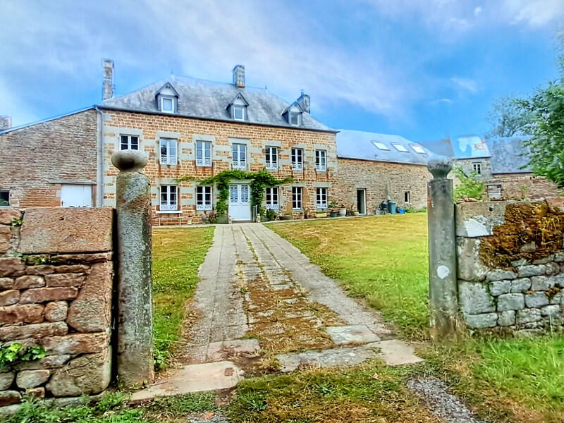 An exceptional gentleman’s residence, nestled in the heart of Swiss Normandy.