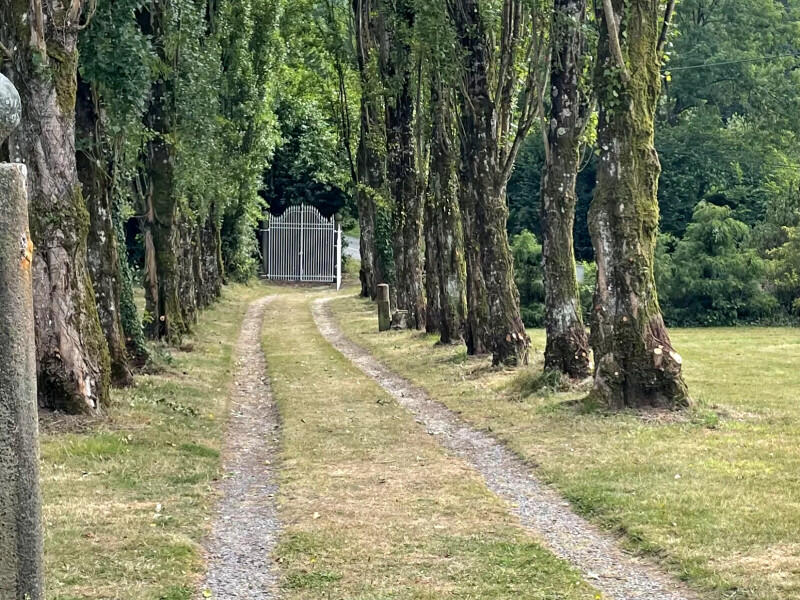 An exceptional gentleman’s residence, nestled in the heart of Swiss Normandy.