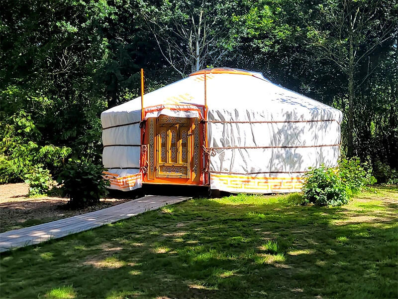 A privileged lifestyle in the heart of rural Normandy and a genuine entrepreneurial opportunity. Located in Souleuvre-en-Bocage