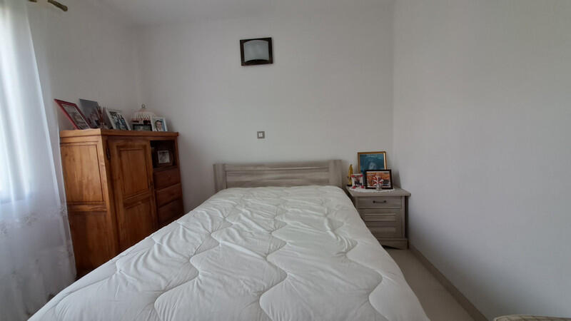 An exceptional property boasting remarkable energy performance (AA), offering spectacular views and located just 45 km from the beaches of Granville