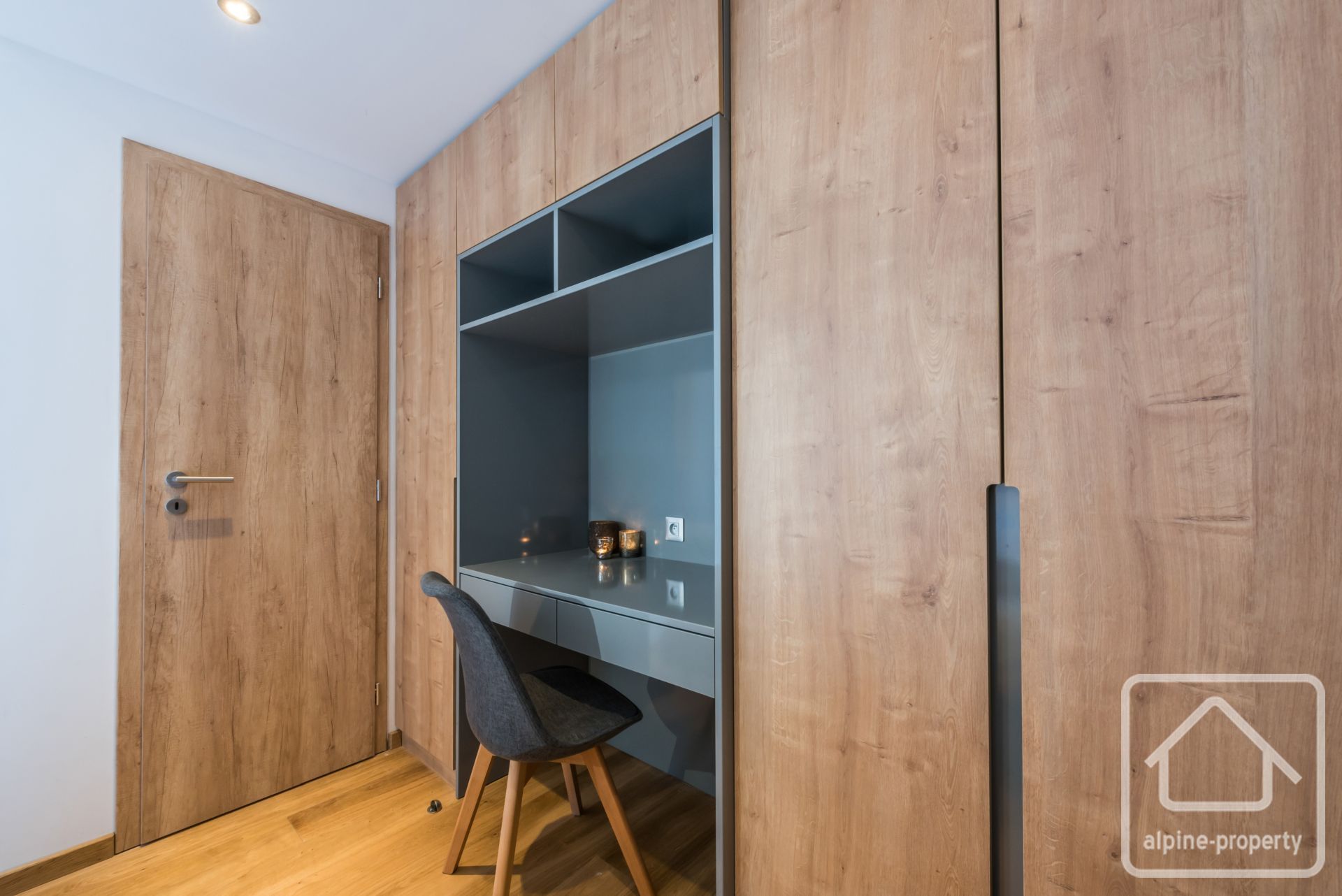 3 Ensuite Bedroom Apartment, With Mezzanine And 2 Balconies – APPTLERIDGEA6