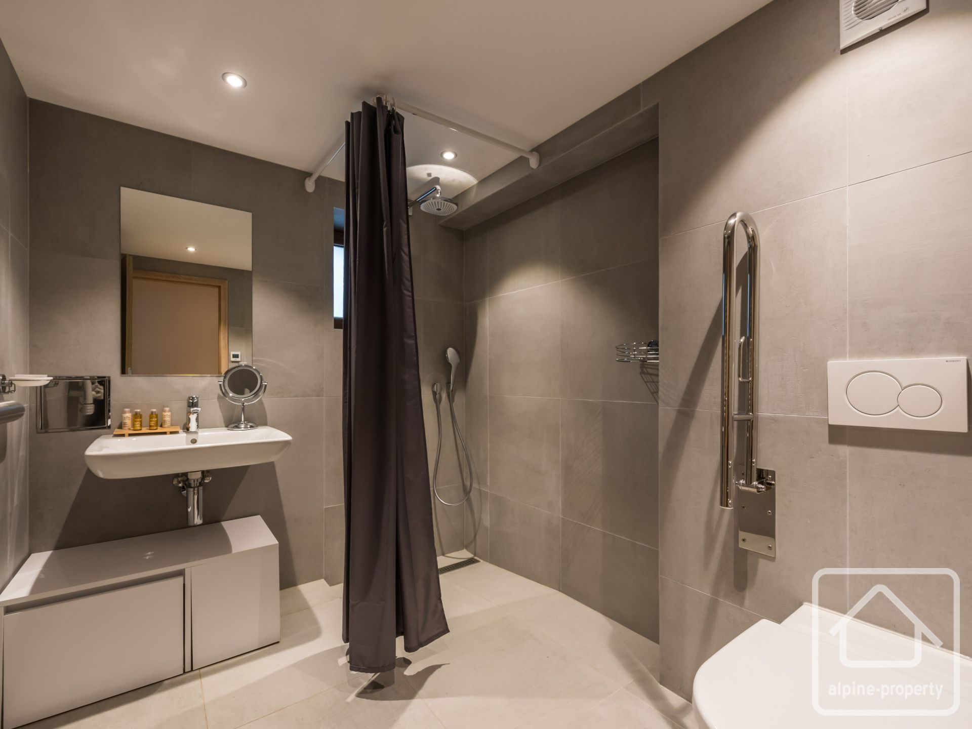 3 Bedroom Apartment – APPTLERIDGEA1