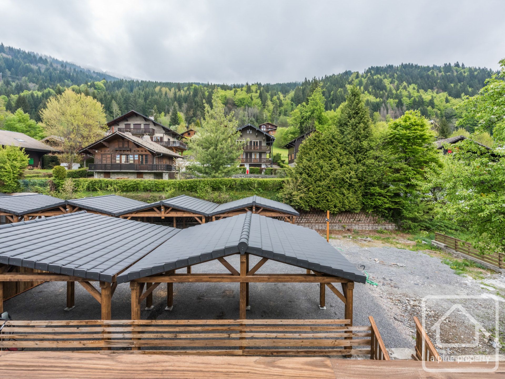 3 Bedroom Apartment With 3 Bathrooms And 2 Mezzanines – APPTLERIDGEA5