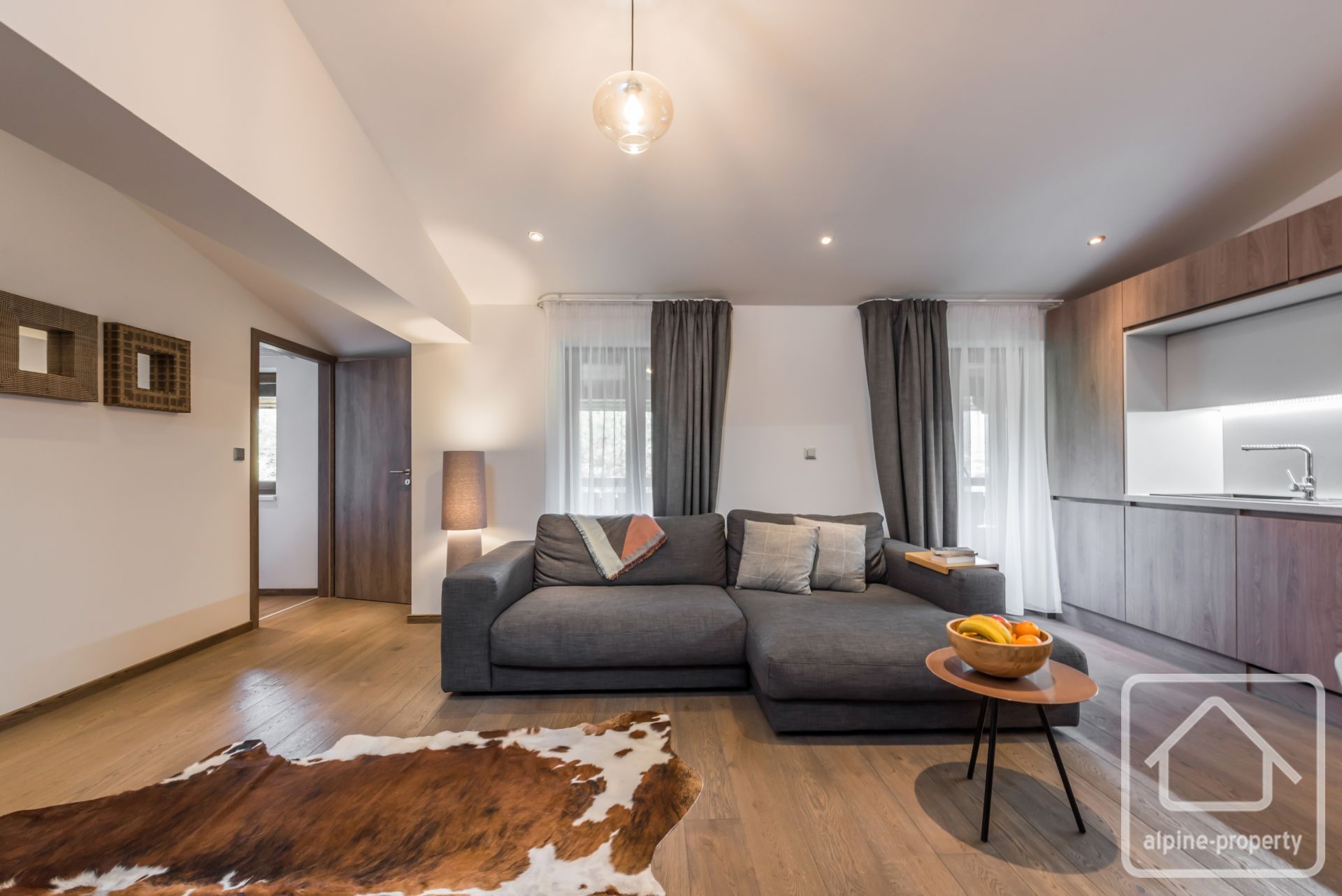 3 Bedroom Apartment With 3 Bathrooms And 2 Mezzanines – APPTLERIDGEA5