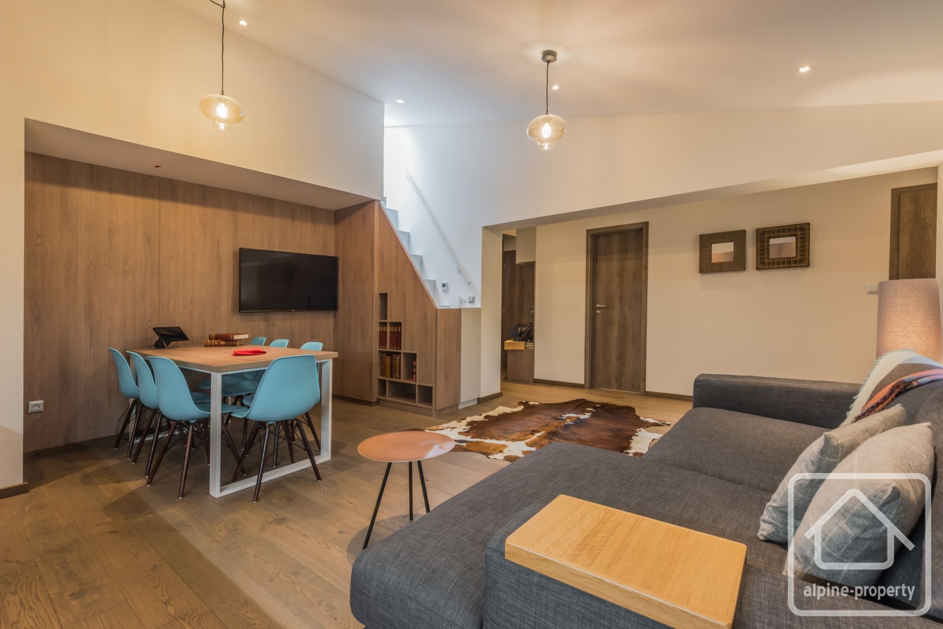 3 Bedroom Apartment With 3 Bathrooms And 2 Mezzanines – APPTLERIDGEA5