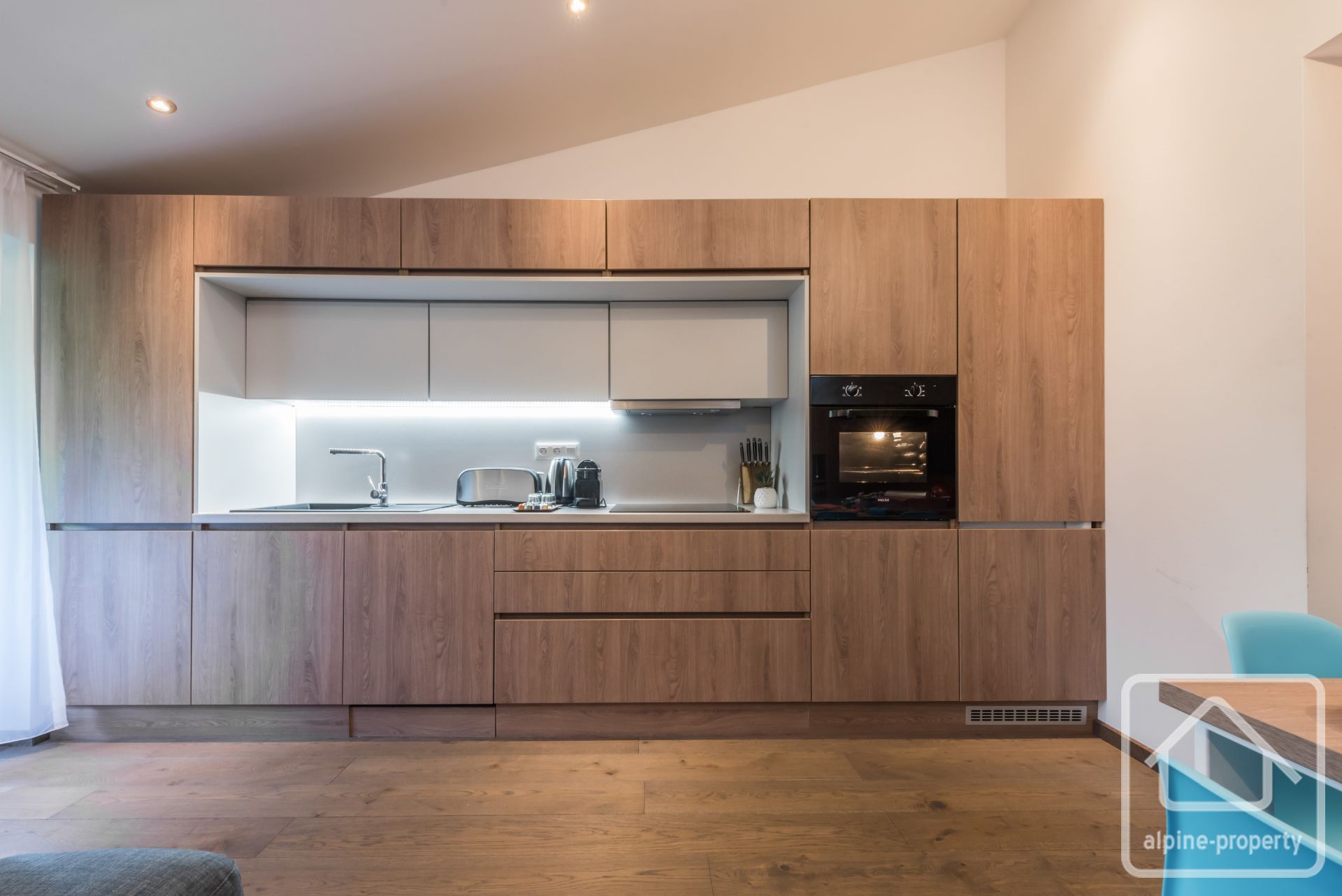 3 Bedroom Apartment With 3 Bathrooms And 2 Mezzanines – APPTLERIDGEA5