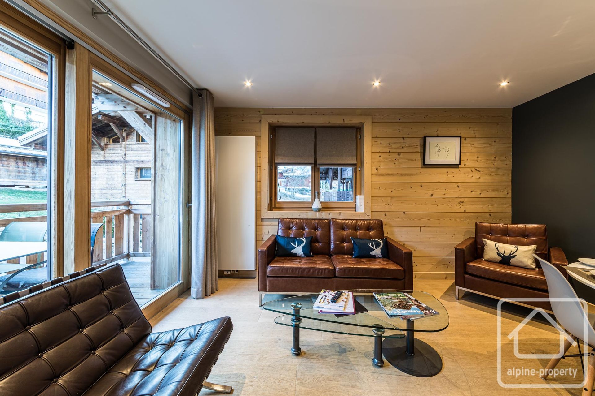 Immaculate Two Bedroom, Two Bathroom Apartment With Garage And Parking Near To Morzine Town Centre – PETITCHEVAL