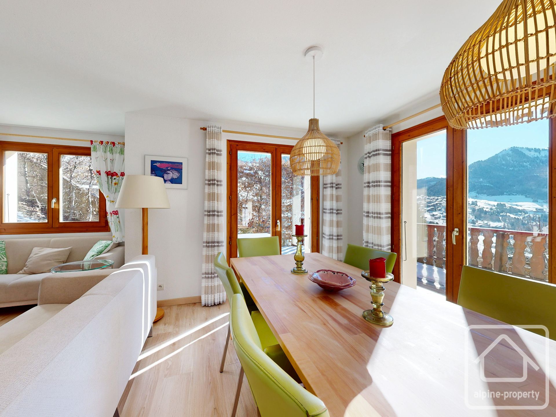 A Modern Three Bedroom Chalet With Fantastic Views! – LABERGERIE