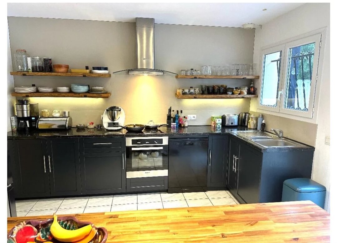 4 bedroom house, pool and gardens – Lac de la Cavayere, Carcassonne, Languedoc-Roussillon – France – BVI81539