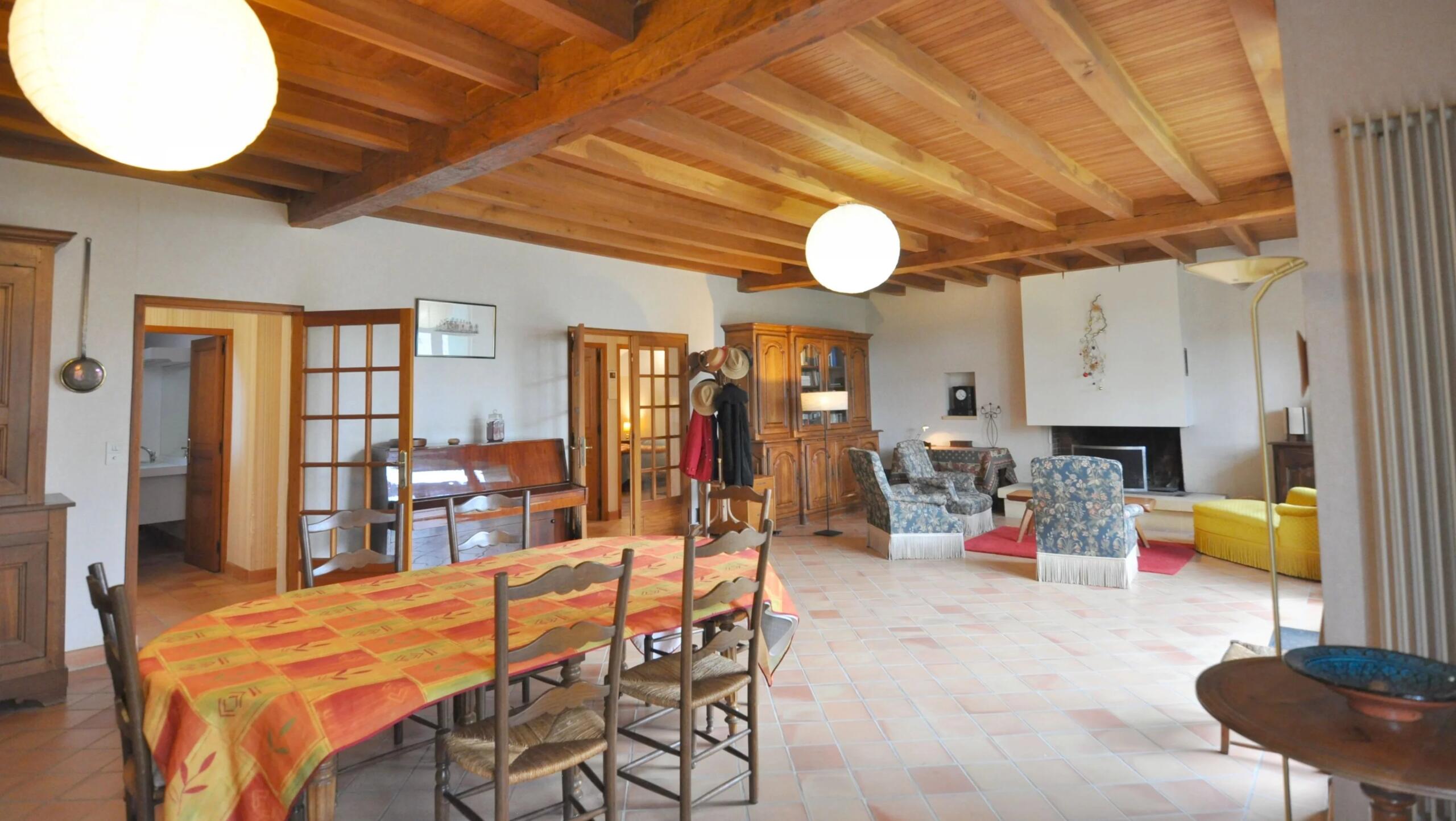 Saint-Aulaye 5 bed Farmhouse  with 210 m² of living space,, Aquitaine – France – BVI83607