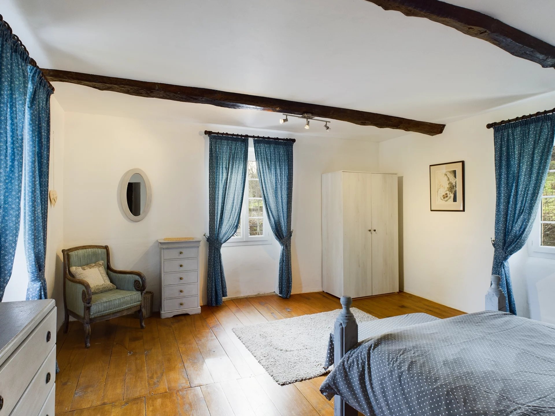 Country house plus 2 gites, pool and views to die for, Midi-Pyrénées – France – BVI84515