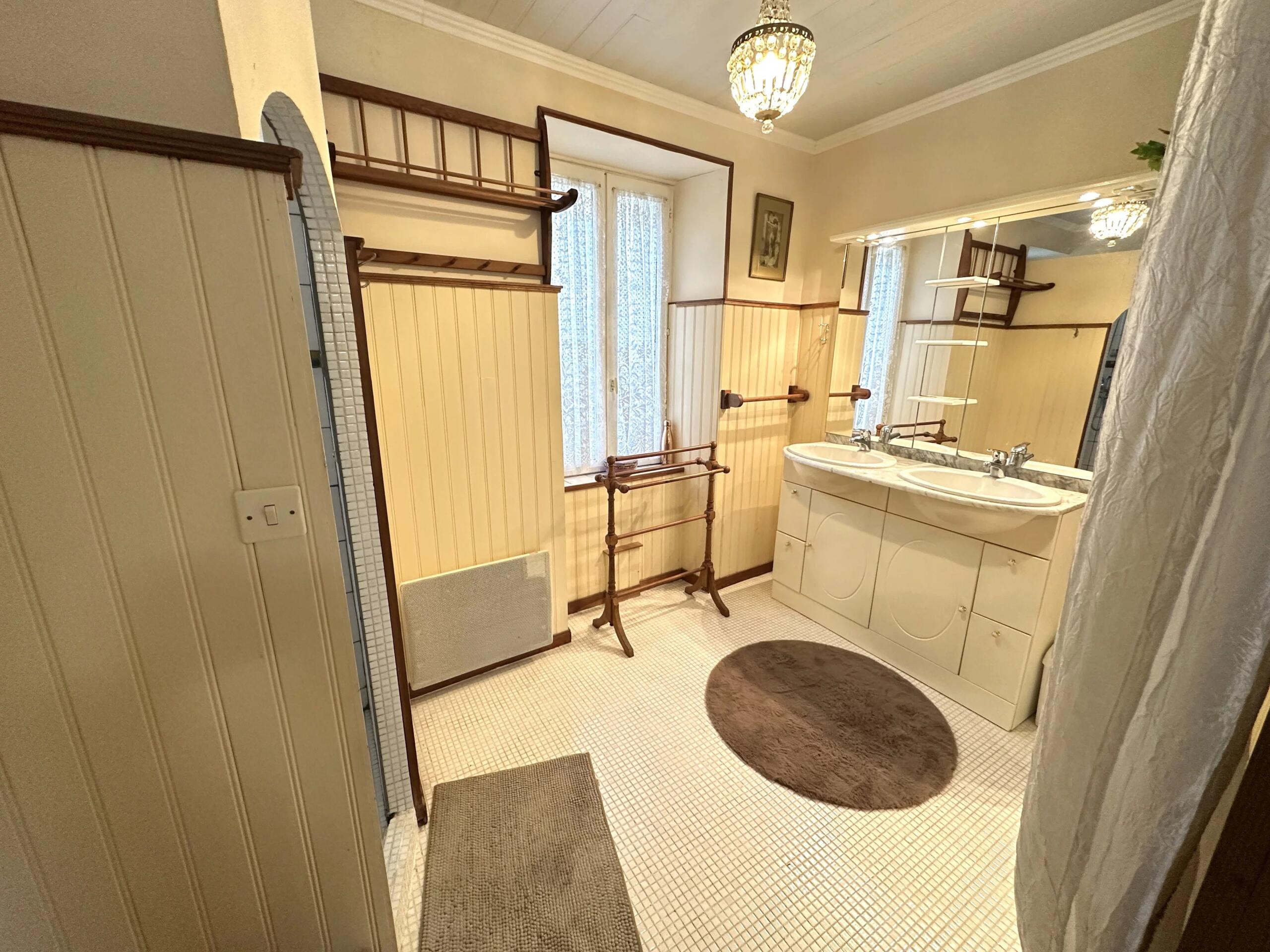 Stone Village House with Pool and Guest House – Between Saint-Émilion, Sainte-Foy-la-Grande and Montpon-Ménestérol, Aquitaine – France – BVI83862