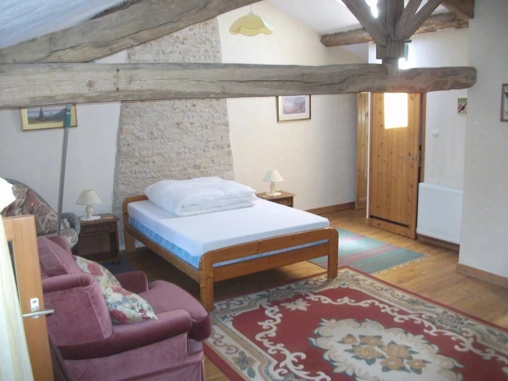 Attractive 4-Bedroom Renovated Character Home with an Independent 1-Bedroom Guest House, Poitou-Charentes – France – BVI74331