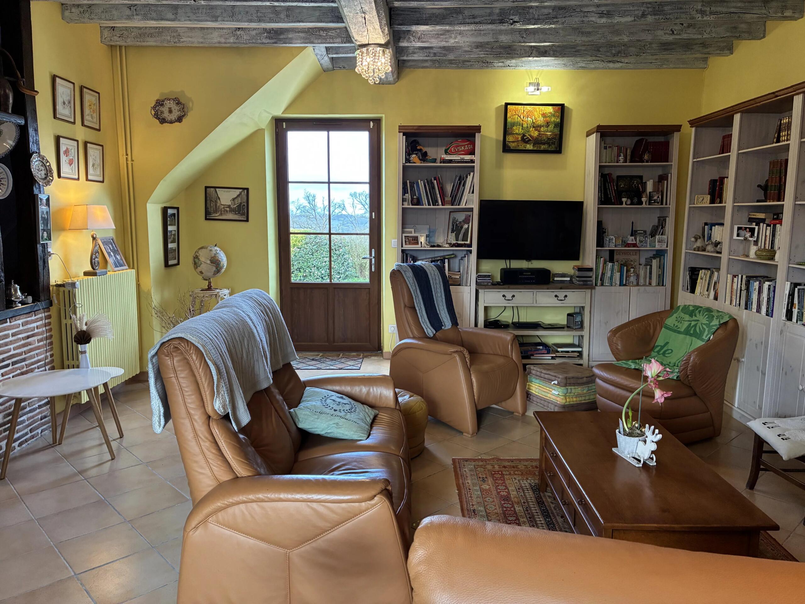 Investment Opportunity: Renovated House and Rented Working Farm over More Than 130 hectares, Poitou-Charentes – France – BVI83568