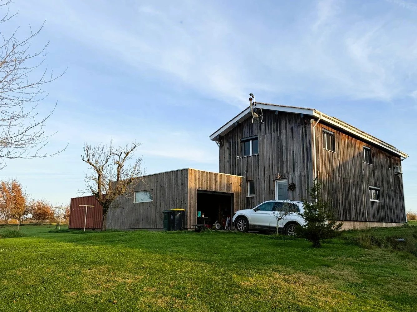 Contemporary house with heated swimming pool – Close to Monségur, Aquitaine – France – BVI83916