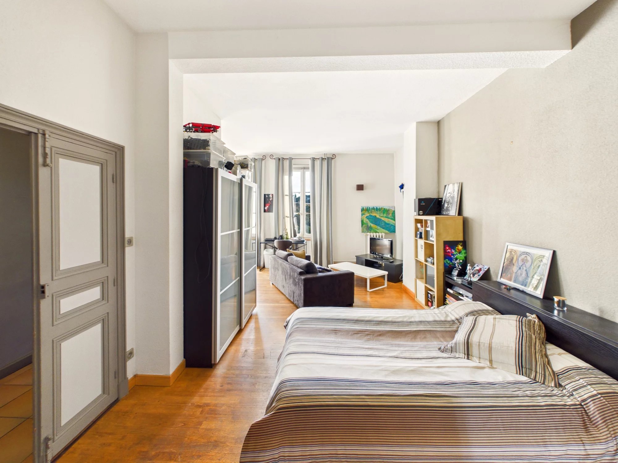 Townhouse with spectacular views over UNESCO World heritage site, Languedoc-Roussillon – France – BVI84184