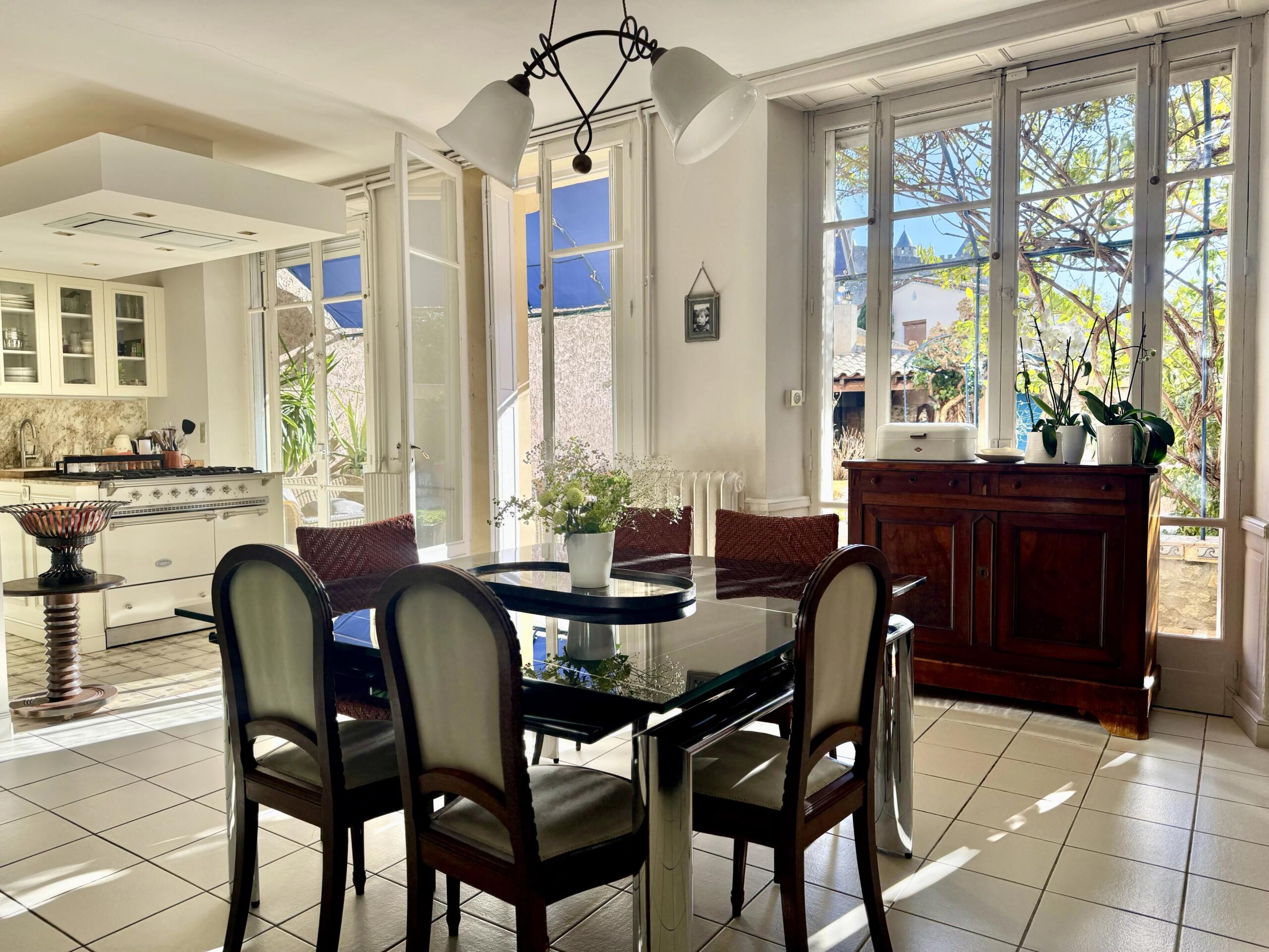 Townhouse with spectacular views over UNESCO World heritage site, Languedoc-Roussillon – France – BVI84184