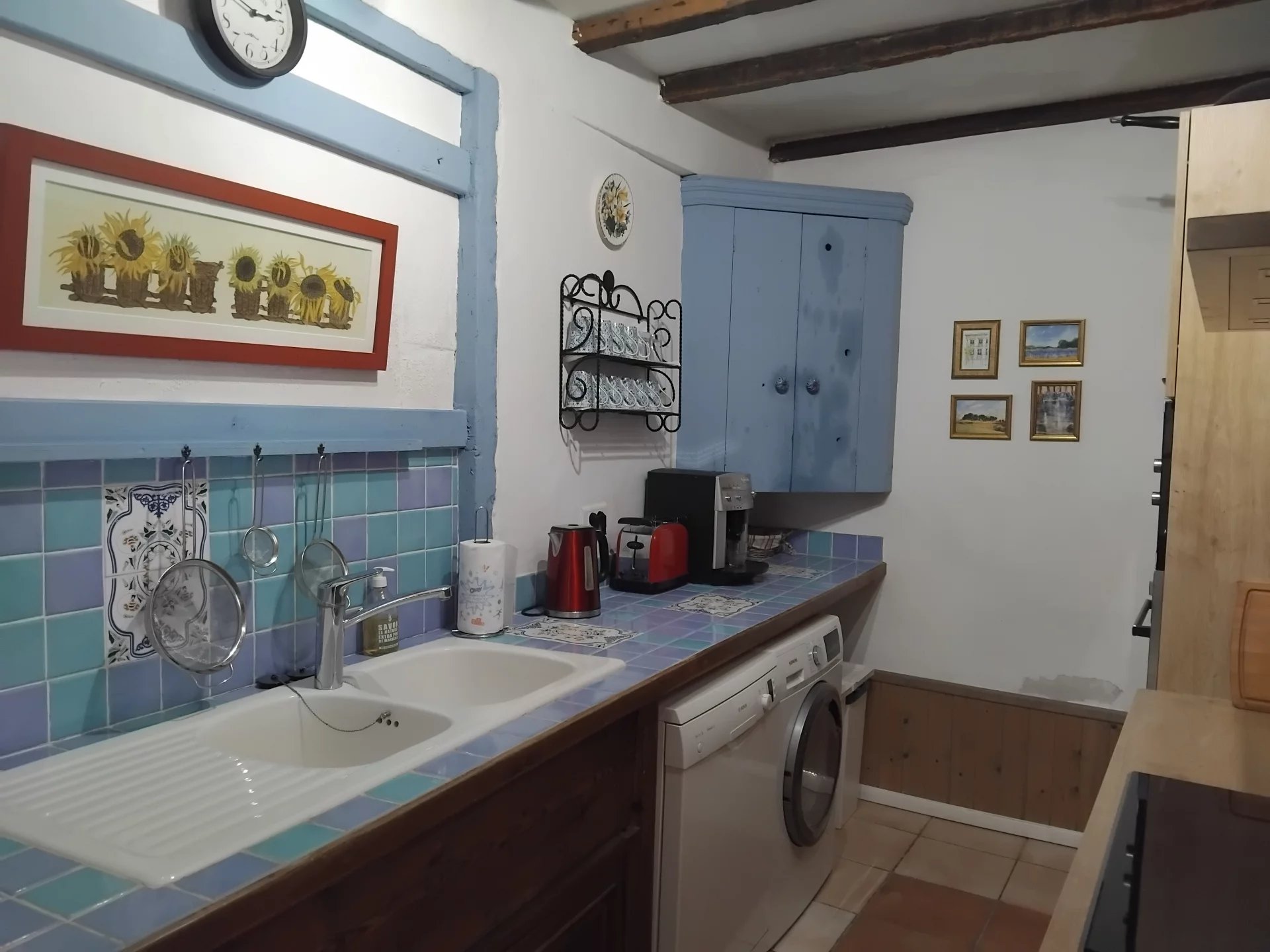 OLONZAC: 3 bedroom, 2 bathroom Townhouse, with courtyard, in the centre of town, Languedoc-Roussillon – France – BVI66005