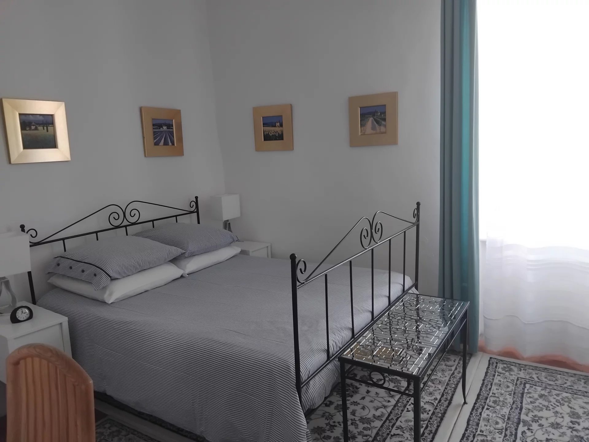 OLONZAC: 3 bedroom, 2 bathroom Townhouse, with courtyard, in the centre of town, Languedoc-Roussillon – France – BVI66005