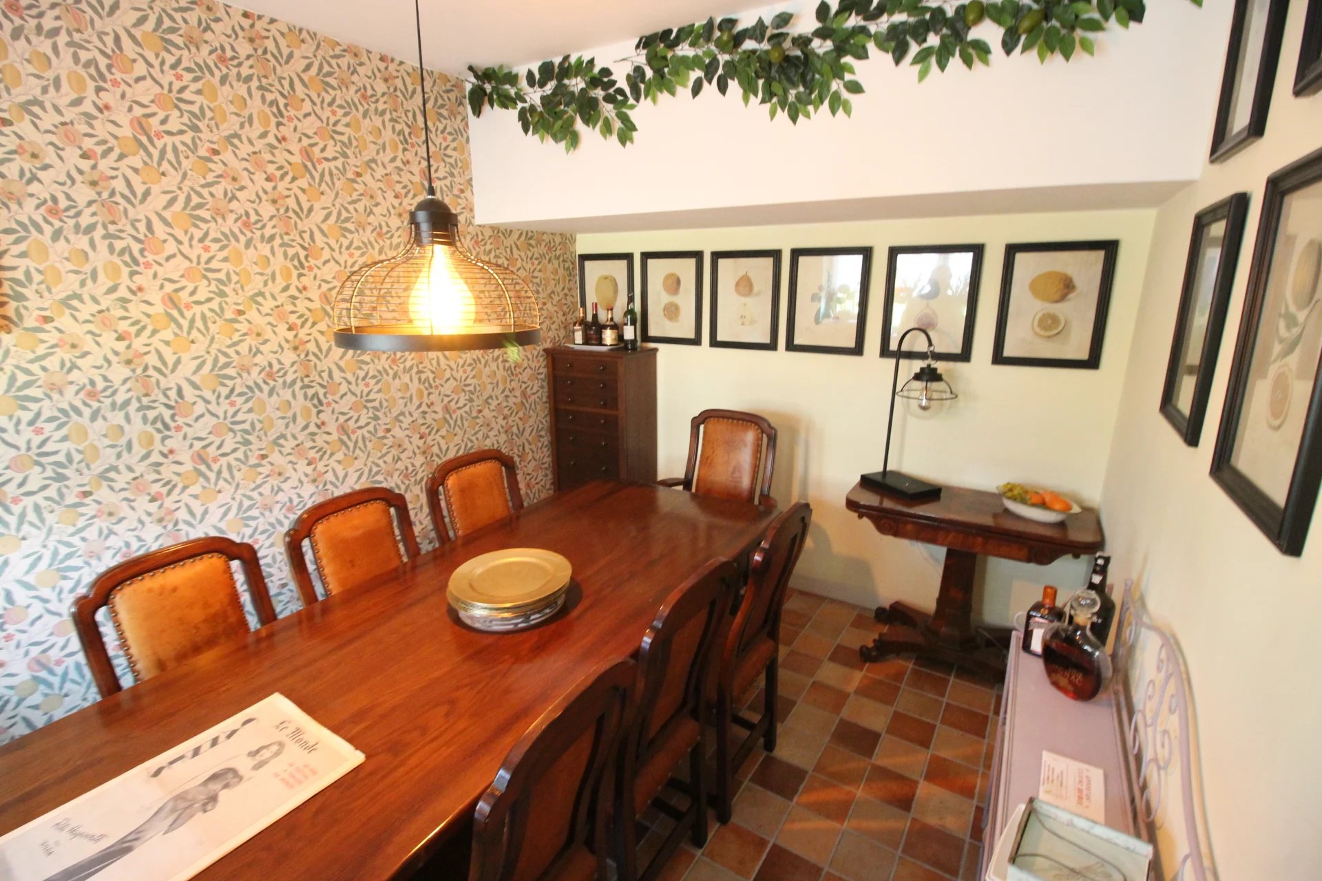 Three bedroom detached house with barn, heated pool and garden with views., Poitou-Charentes – France – BVI76852