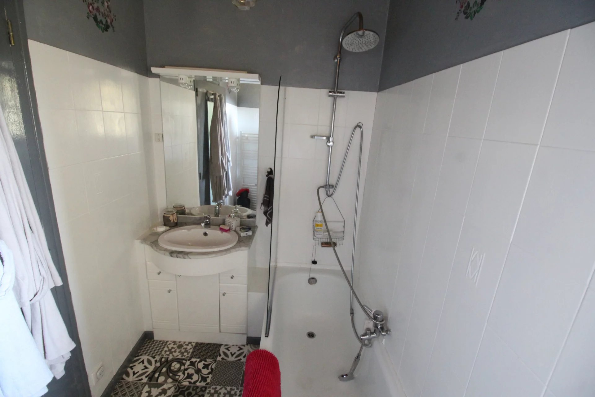 Three bedroom detached house with barn, heated pool and garden with views., Poitou-Charentes – France – BVI76852