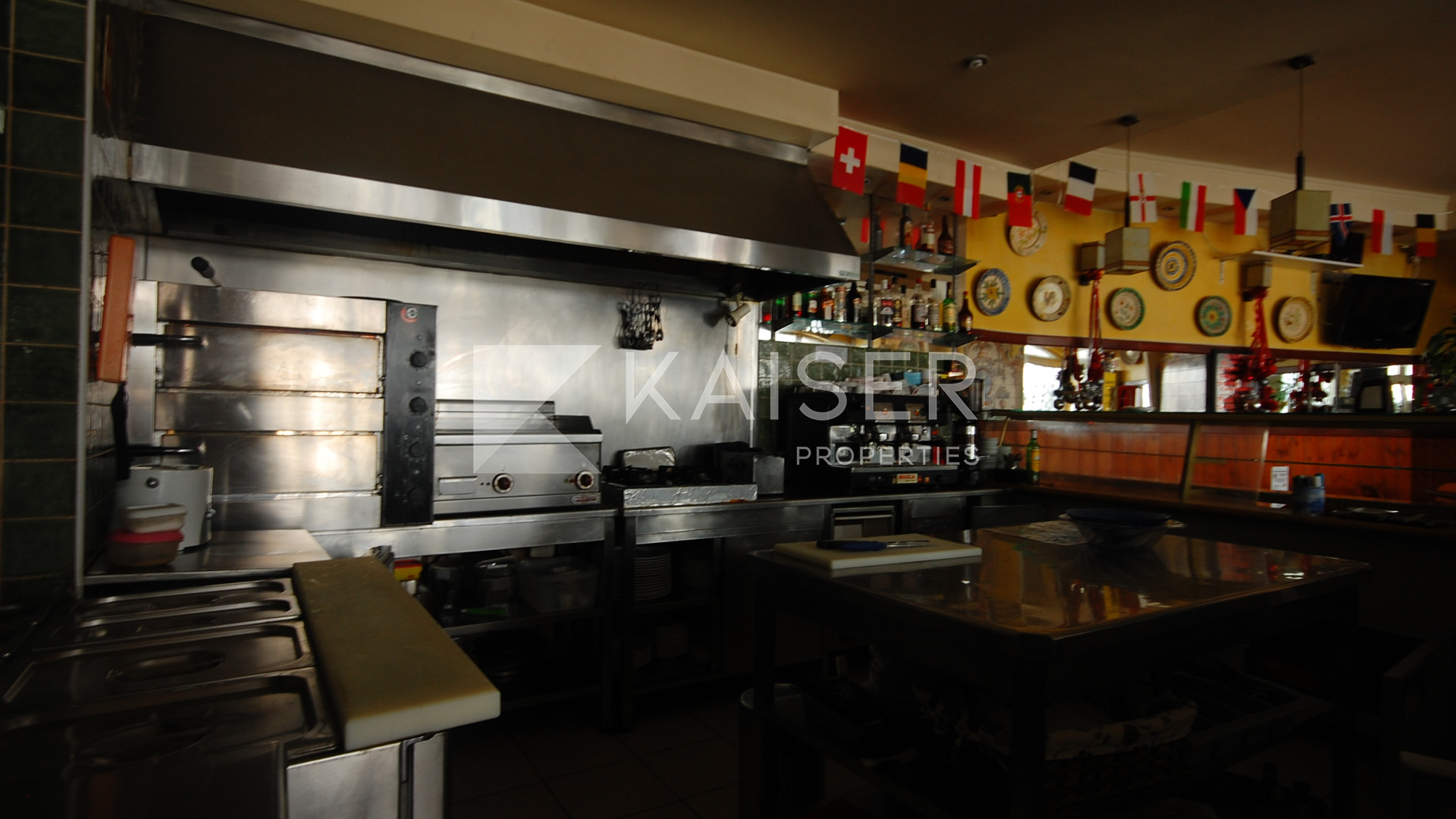 Commercial house in Albufeira, Portugal – KP.621