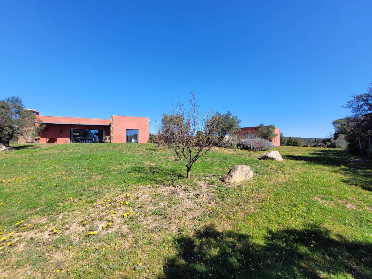 2 bedroom Commercial in Beziers, Herault, France – lb3450000e