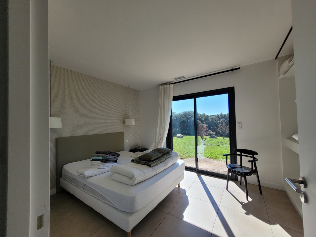 2 bedroom Commercial in Beziers, Herault, France – lb3450000e