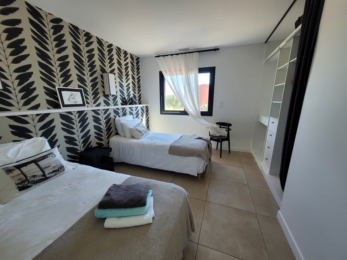 2 bedroom Commercial in Beziers, Herault, France – lb3450000e